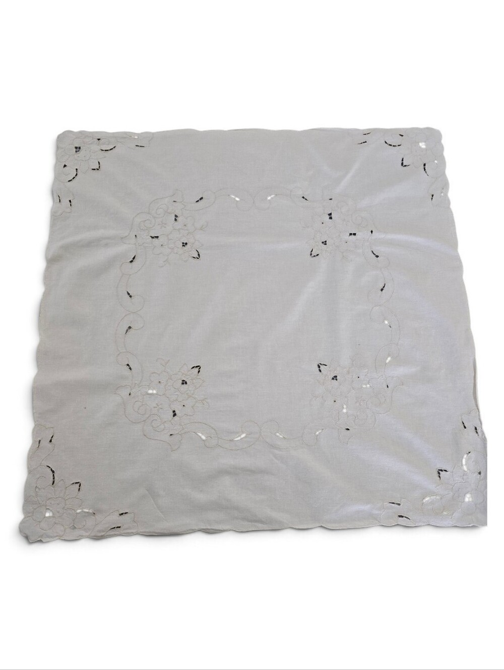 Small Table Cloth With Embroidery And Cutouts